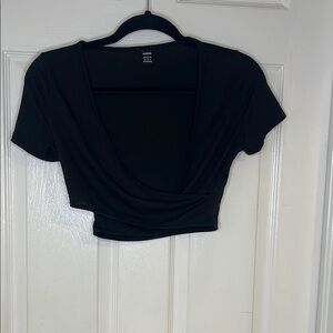 SHEIN Black Deep V-Neck Crop Top